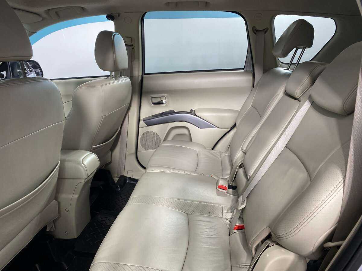 Mitsubishi Outlander 2008