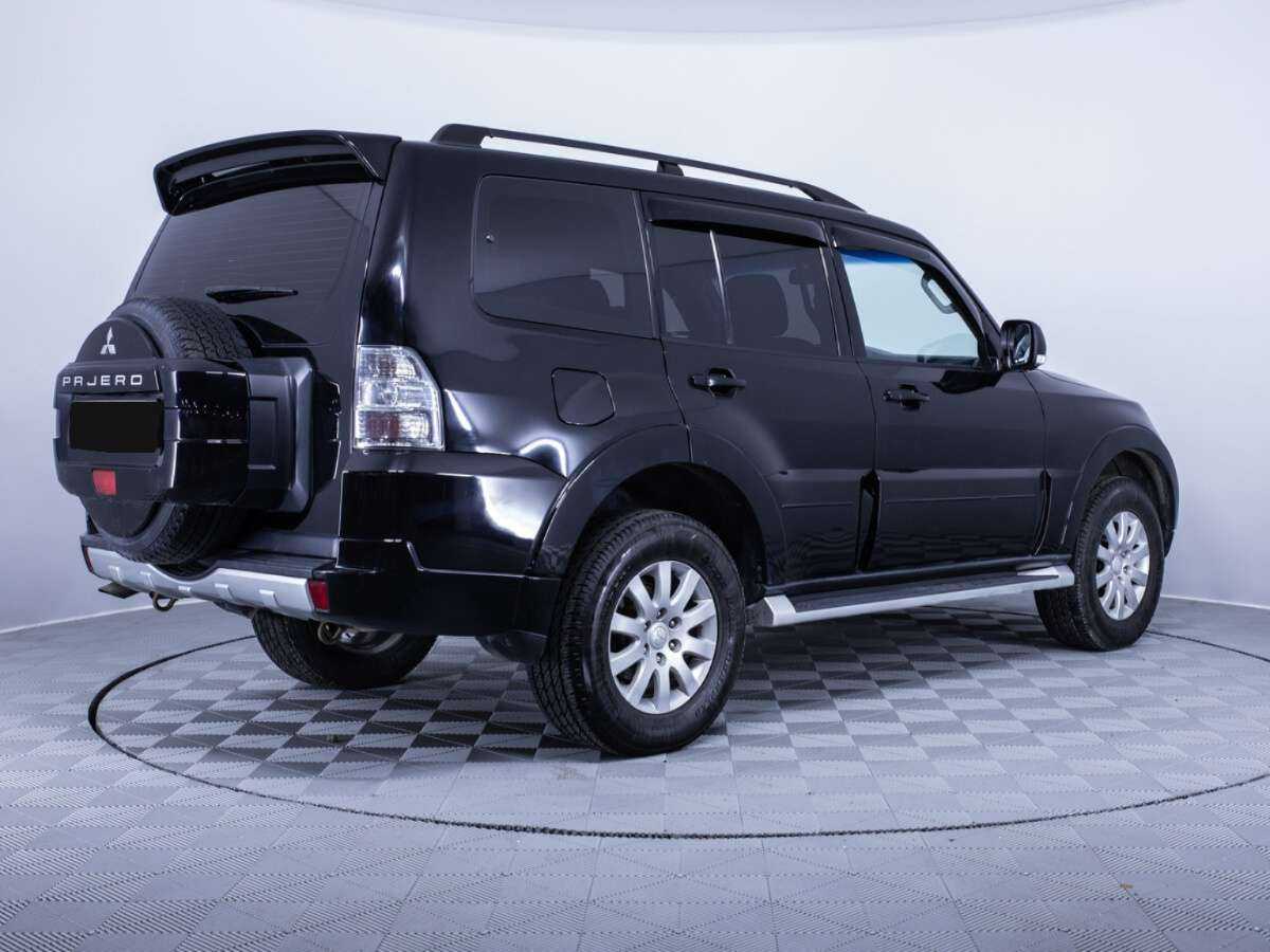 Mitsubishi Pajero 2012