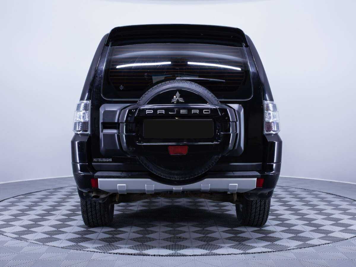 Mitsubishi Pajero 2012