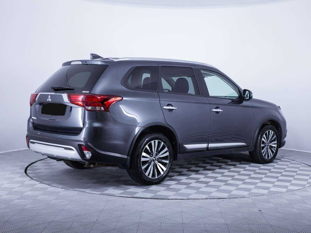 Mitsubishi Outlander 2021
