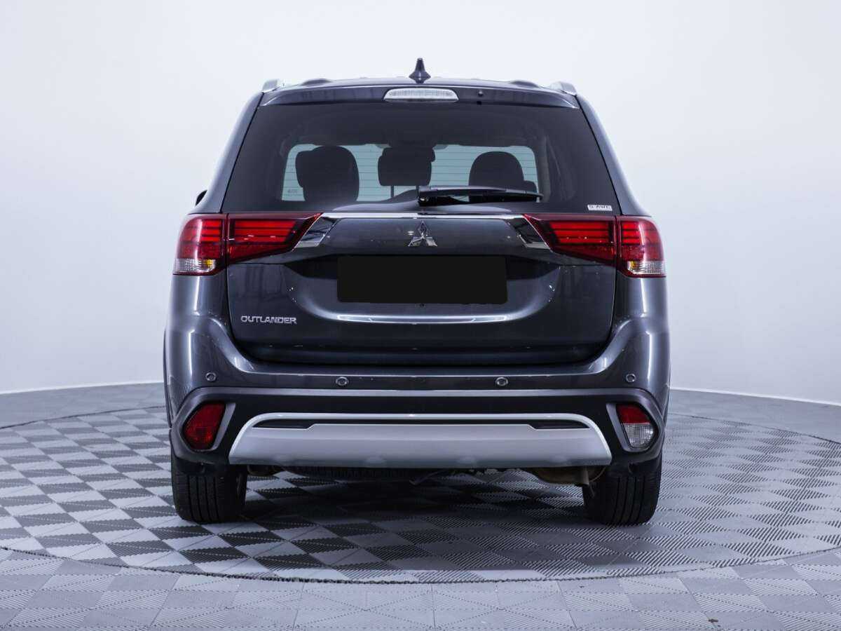 Mitsubishi Outlander 2021