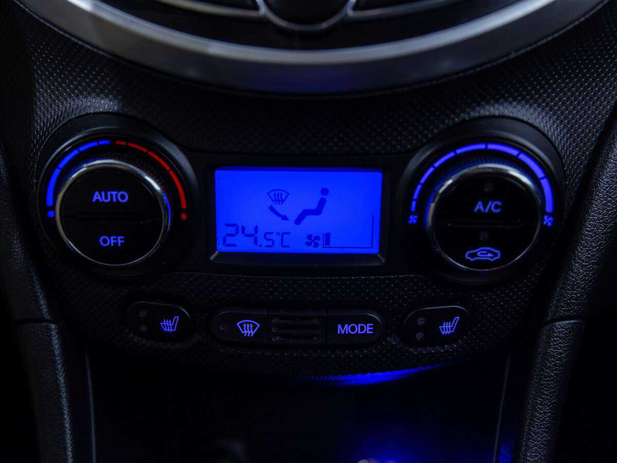 Hyundai Solaris 2012
