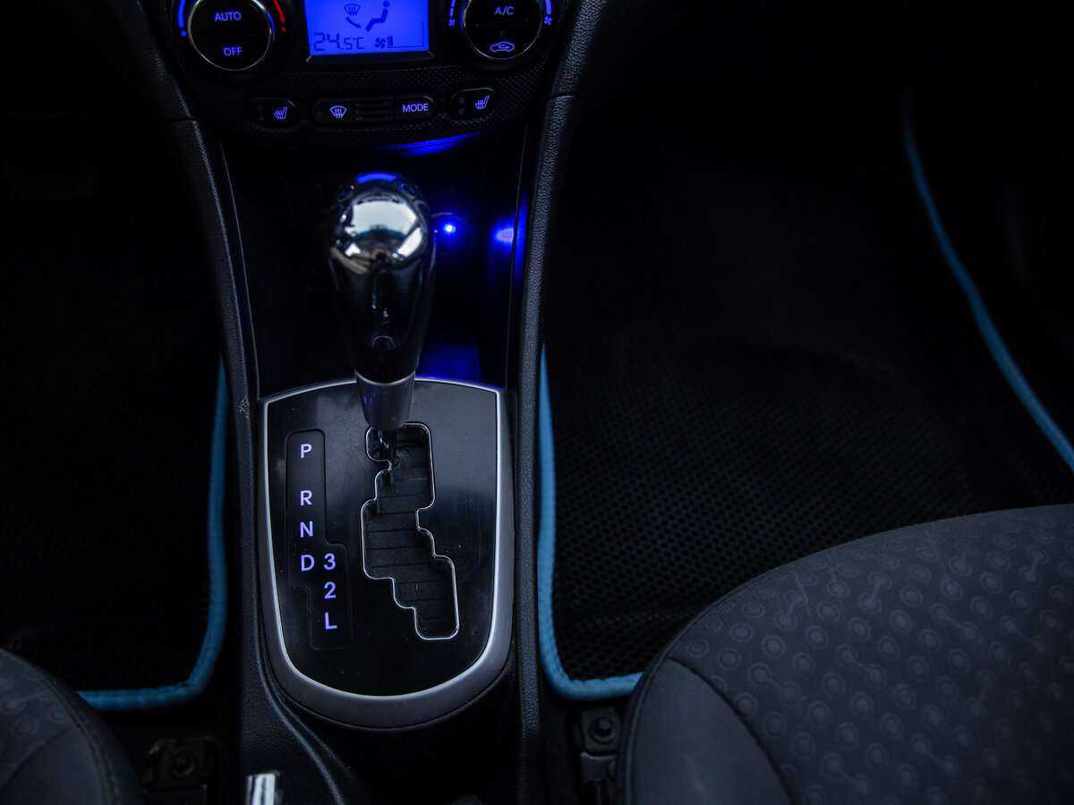Hyundai Solaris 2012