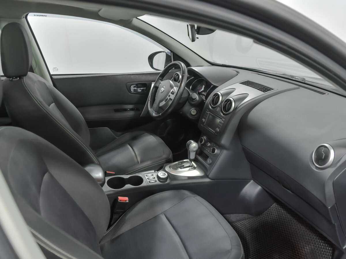 Nissan Qashqai+2 2012