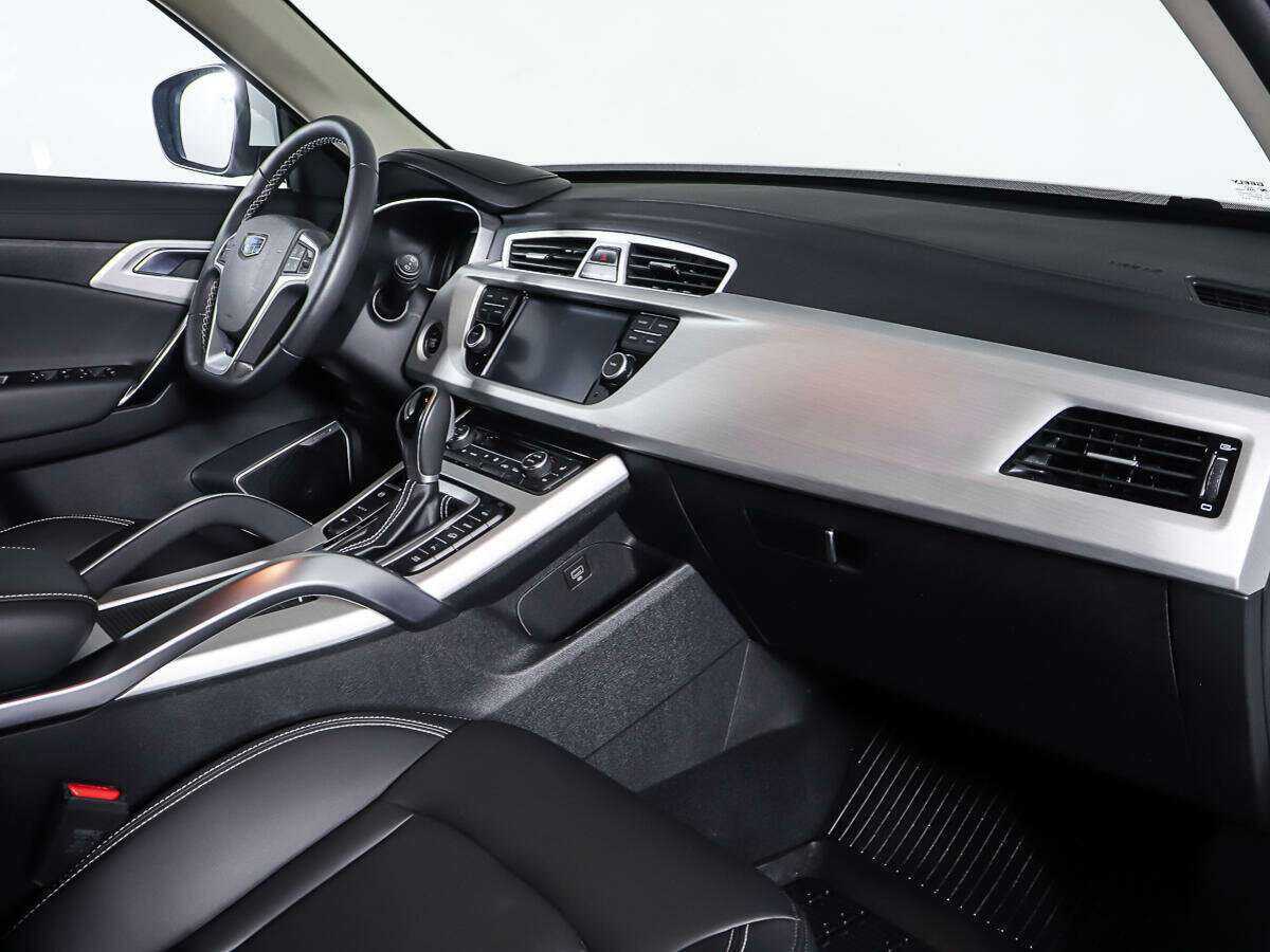 Geely Atlas 2021