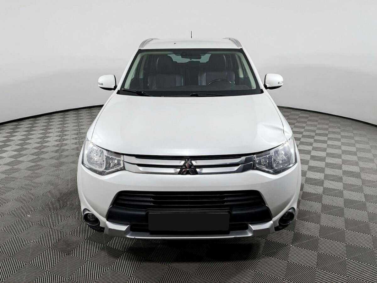 Mitsubishi Outlander 2014