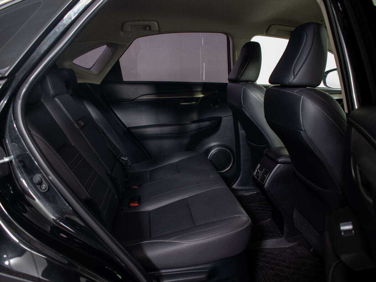 Lexus NX 2020