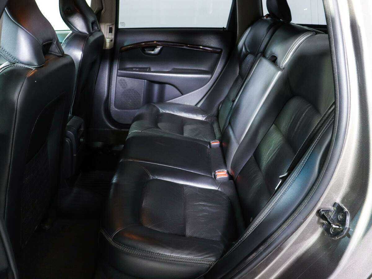Volvo XC70 2010