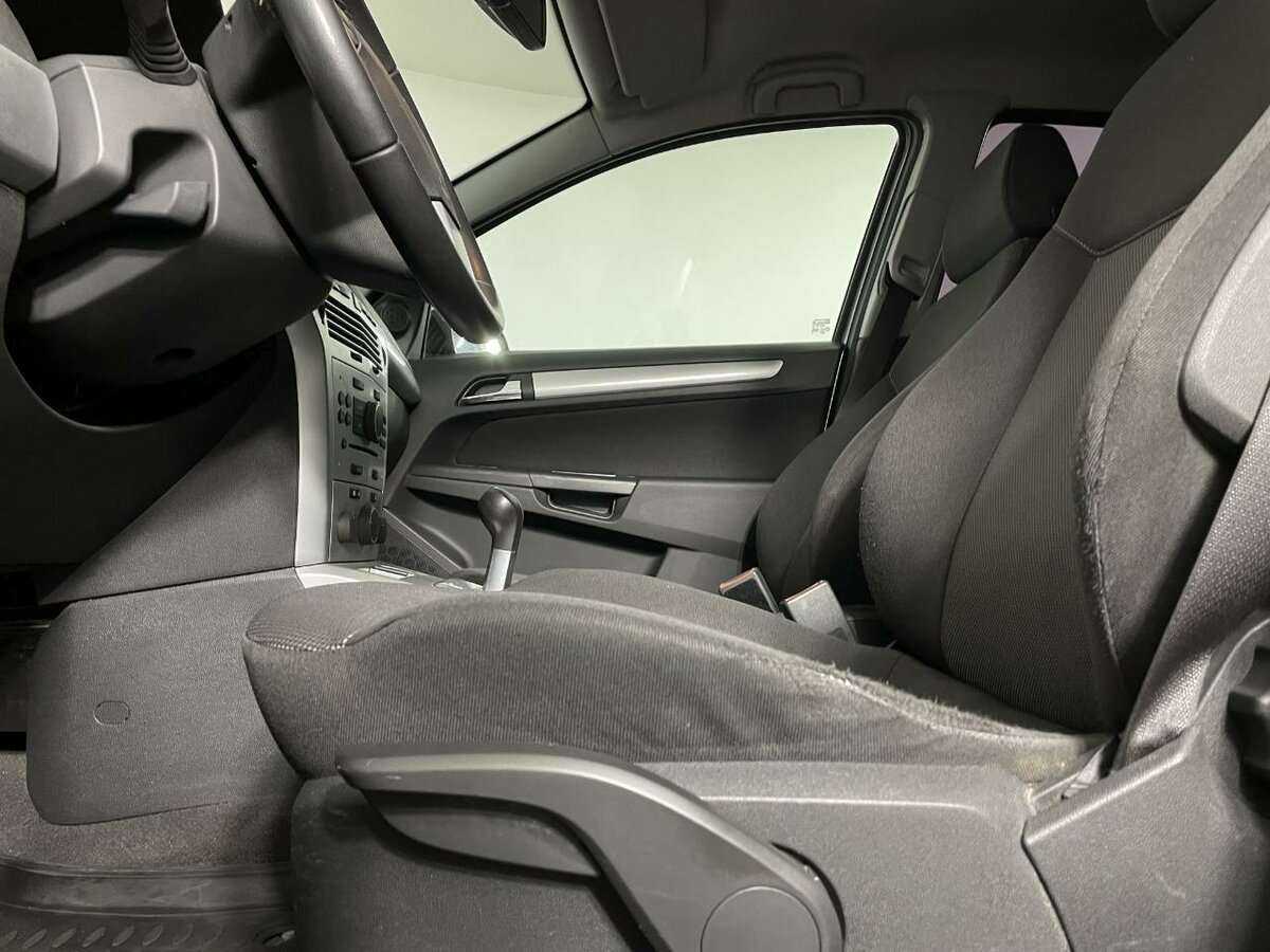 Opel Astra 2010