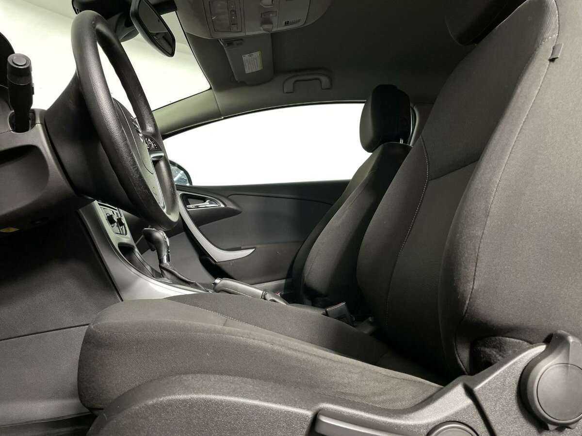Opel Astra 2013
