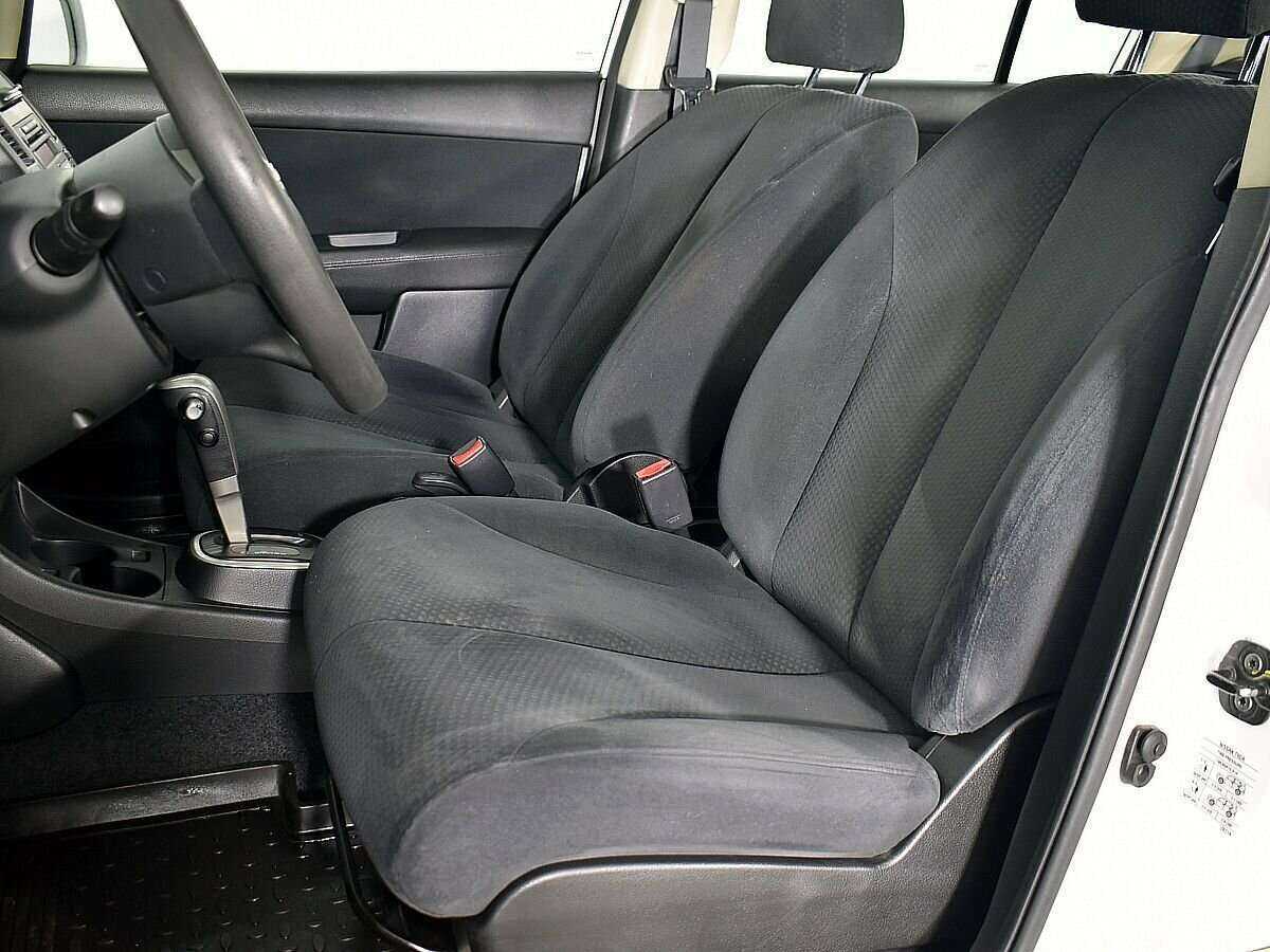 Nissan Tiida 2013