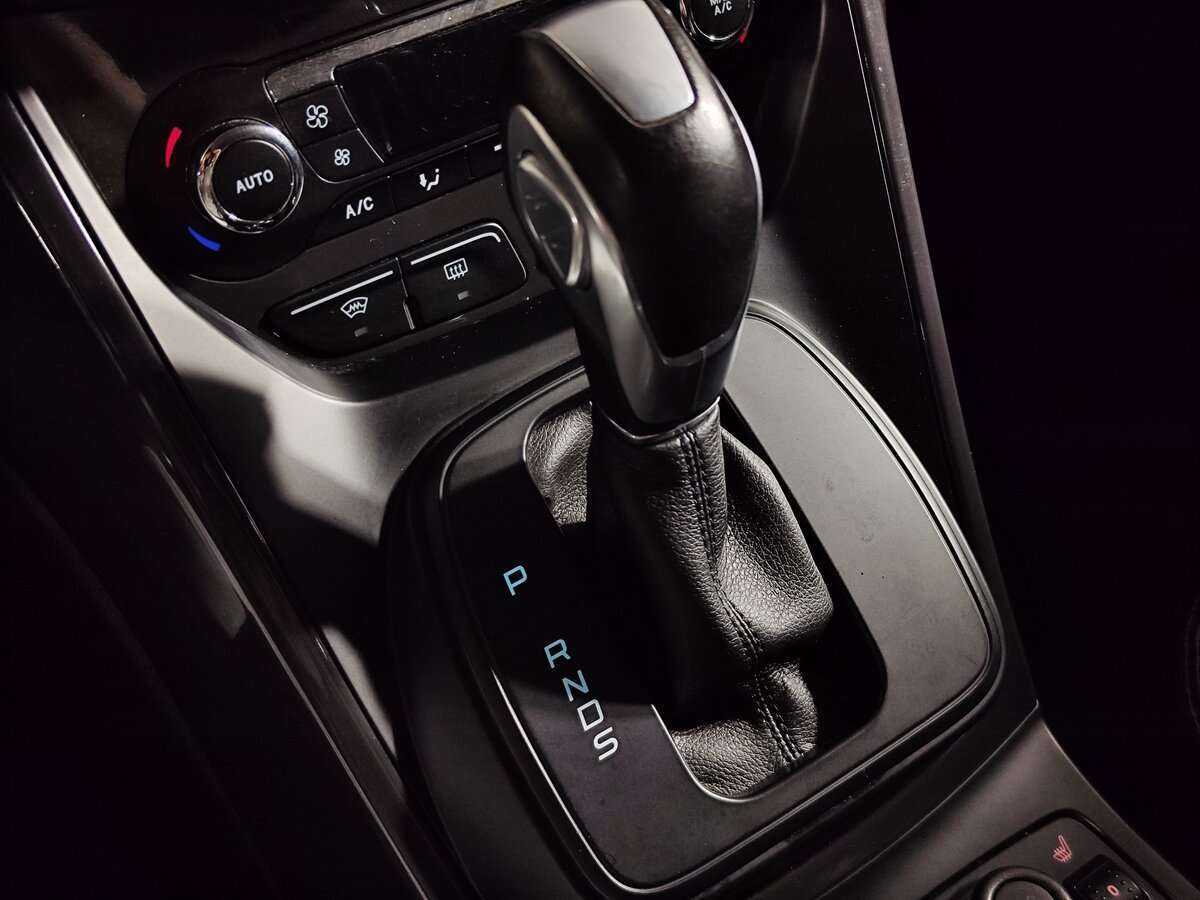 Ford Kuga 2015