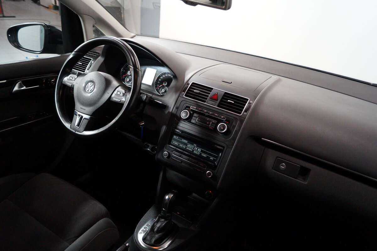 Volkswagen Touran 2012
