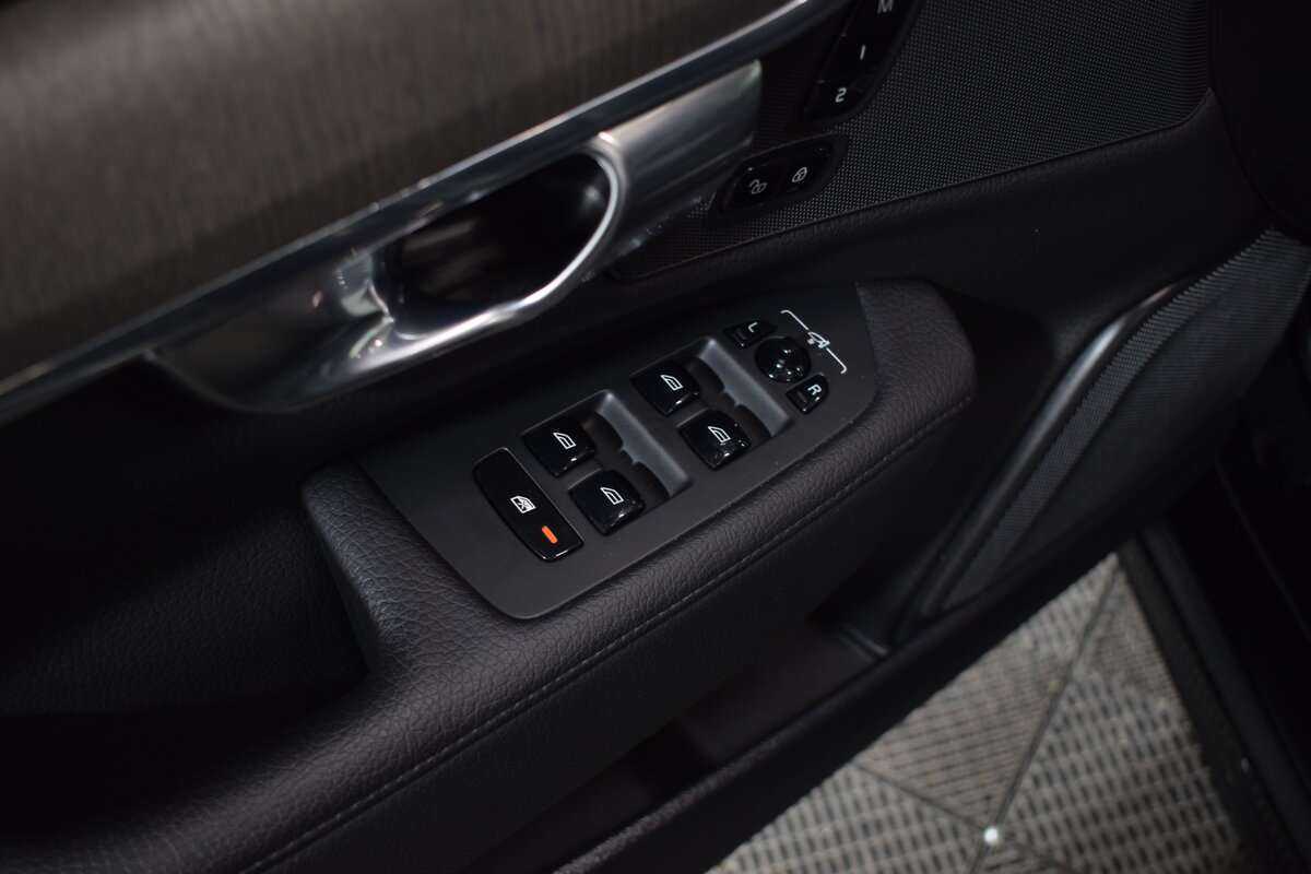 Volvo S90 2021