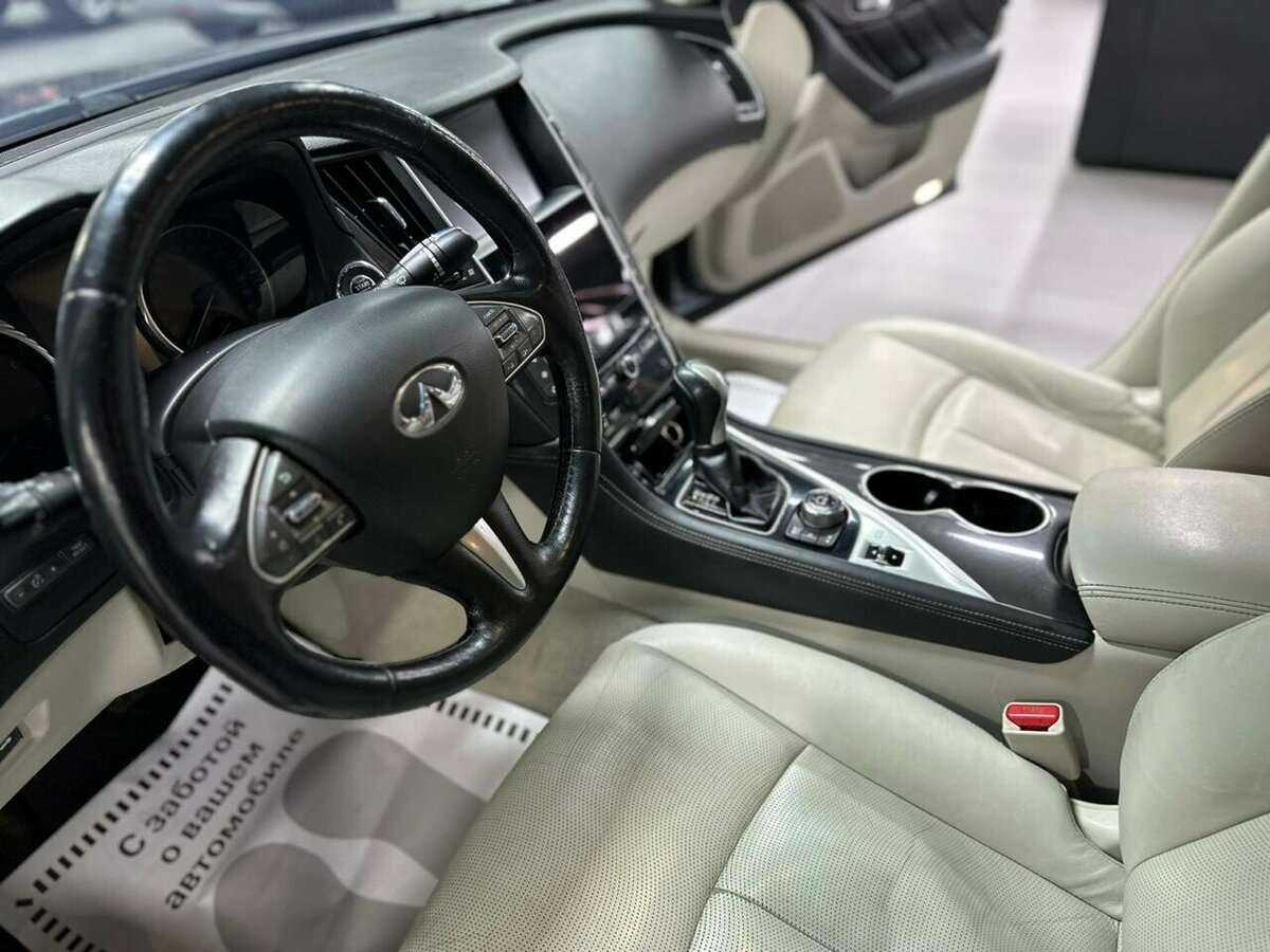 Infiniti Q50