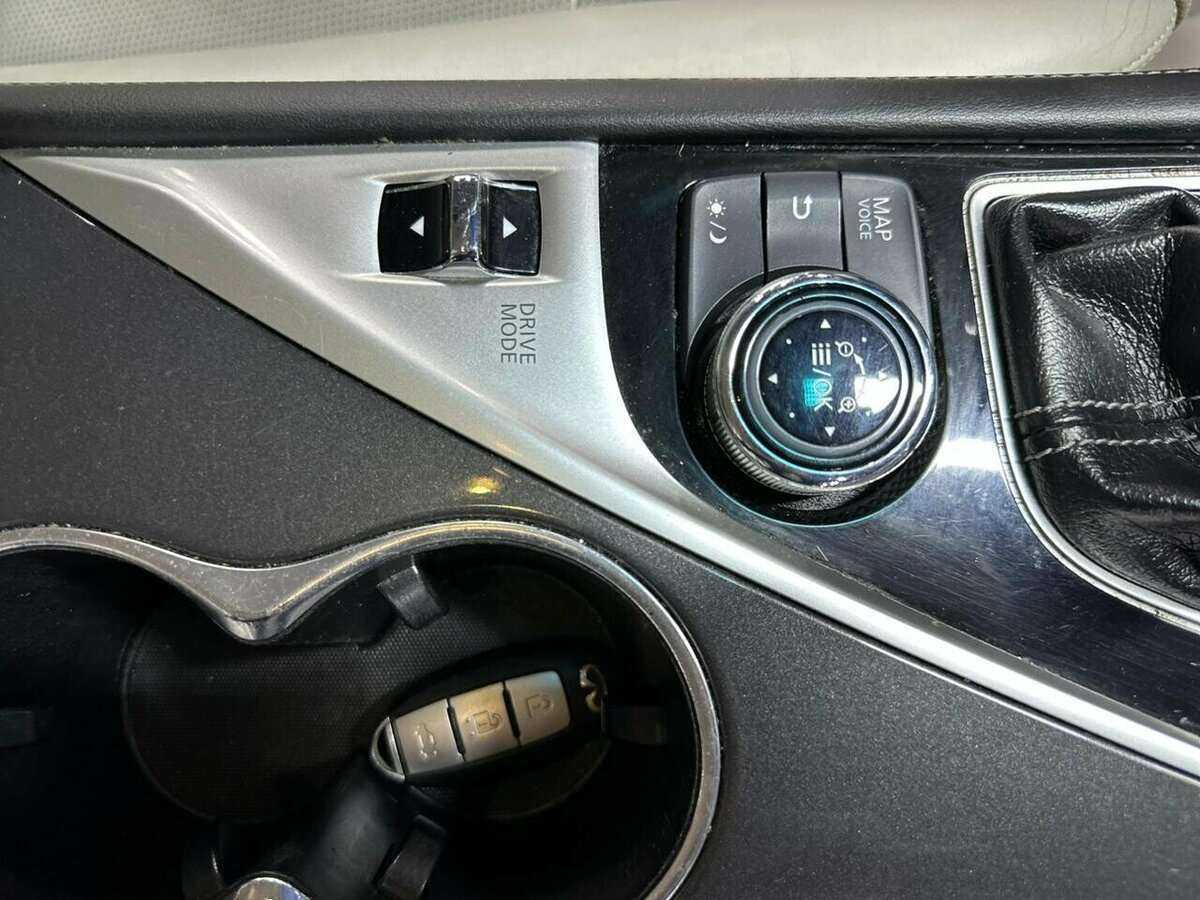 Infiniti Q50 2014