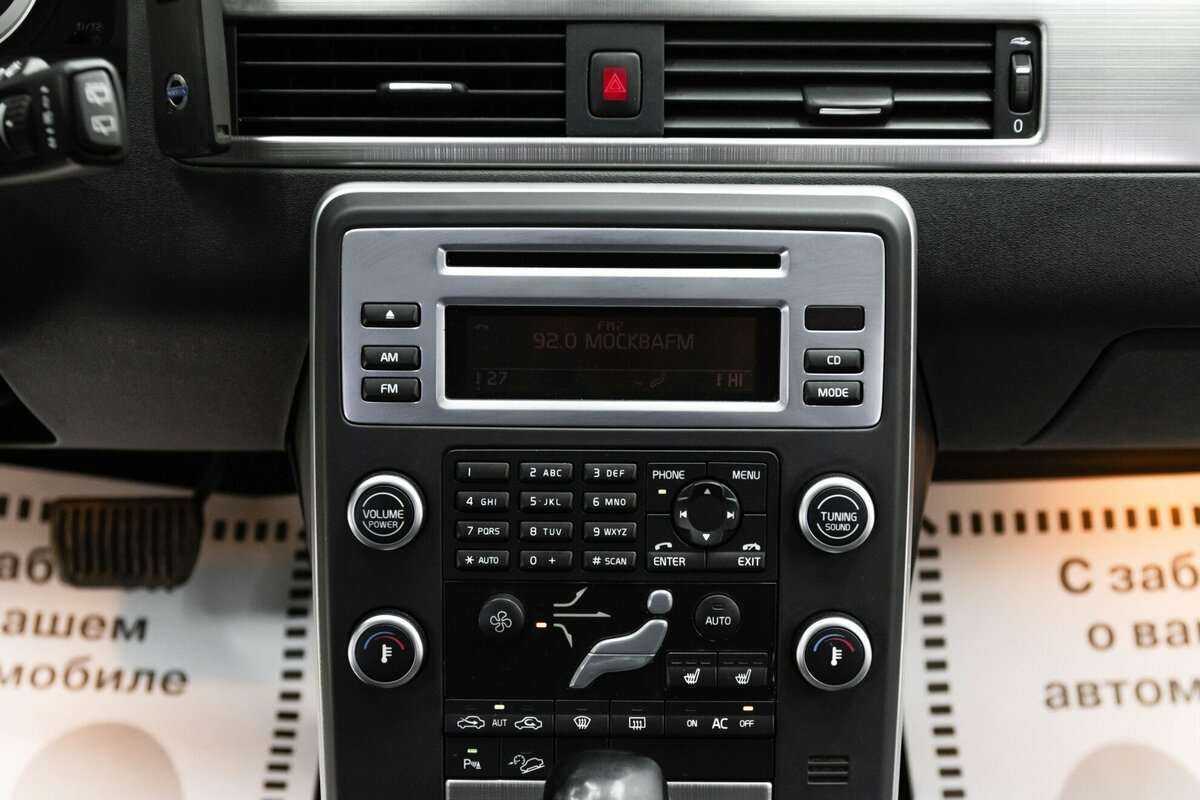 Volvo XC70 2011