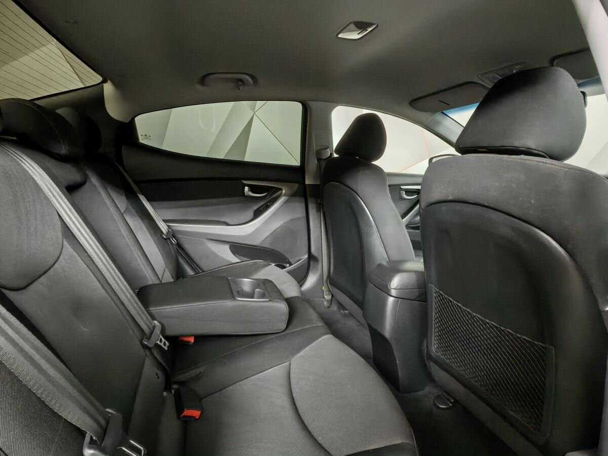 Hyundai Elantra 2015