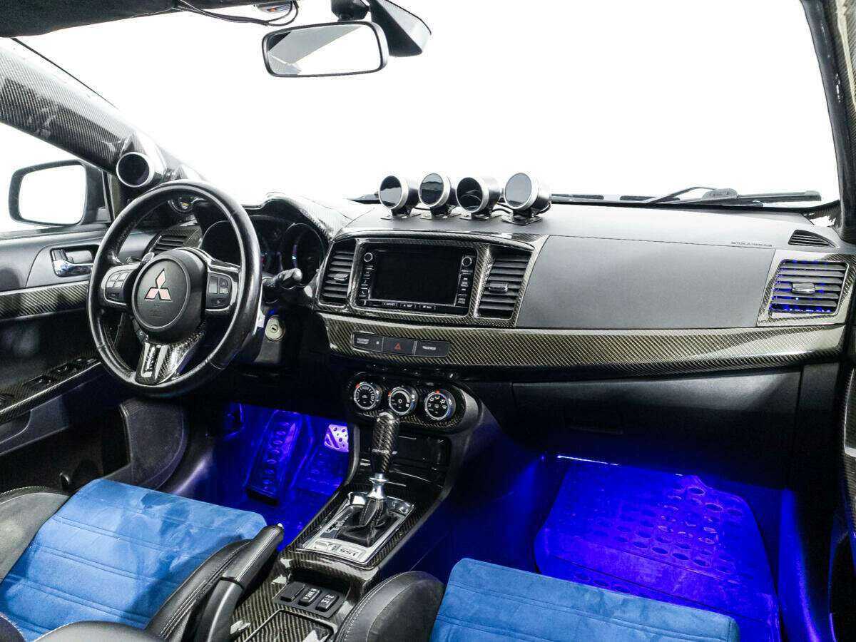 Mitsubishi Lancer Evolution 2011