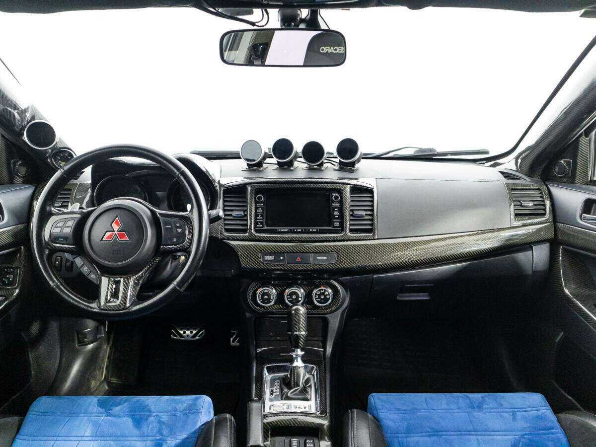 Mitsubishi Lancer Evolution 2011