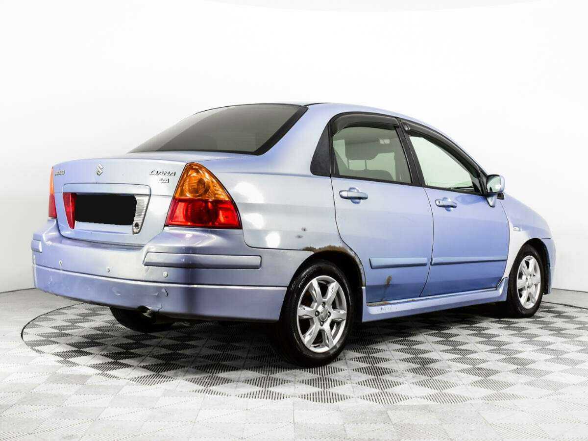 Suzuki Liana