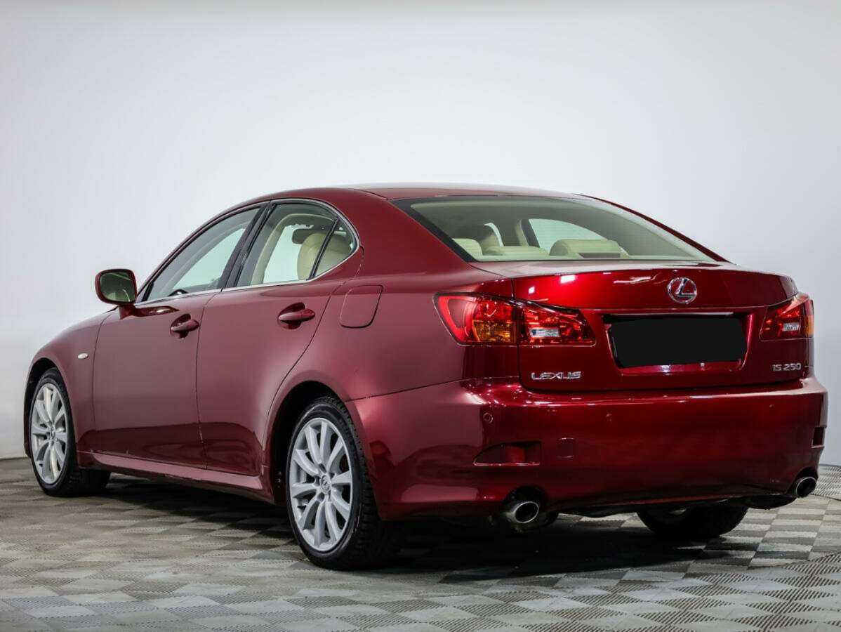 Lexus IS