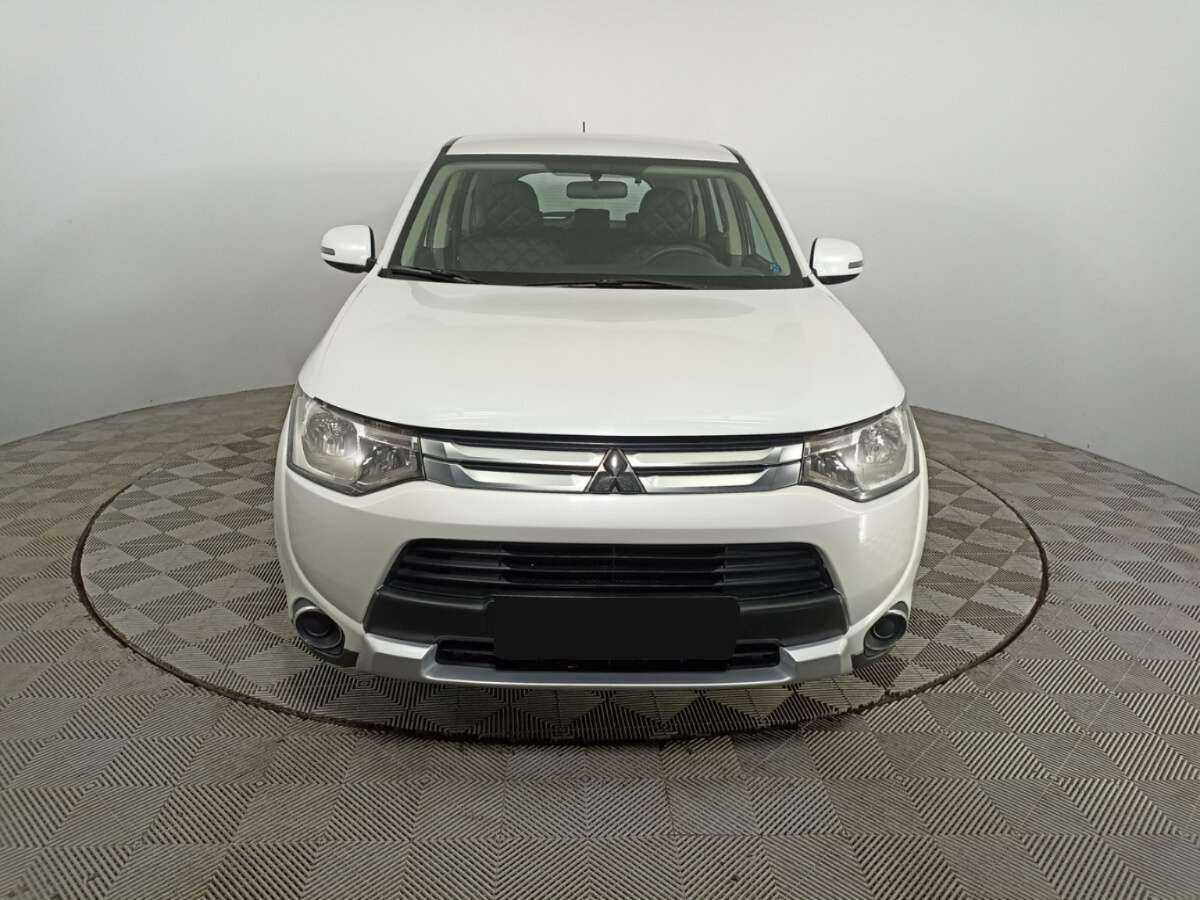 Mitsubishi Outlander 2014