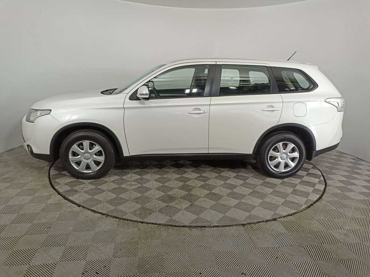 Mitsubishi Outlander 2014