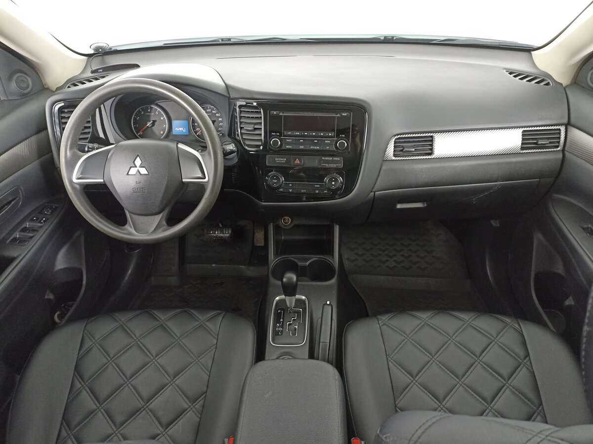 Mitsubishi Outlander 2014