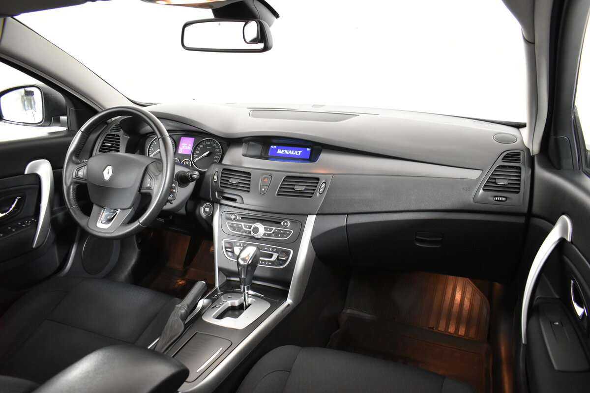 Renault Latitude 2013