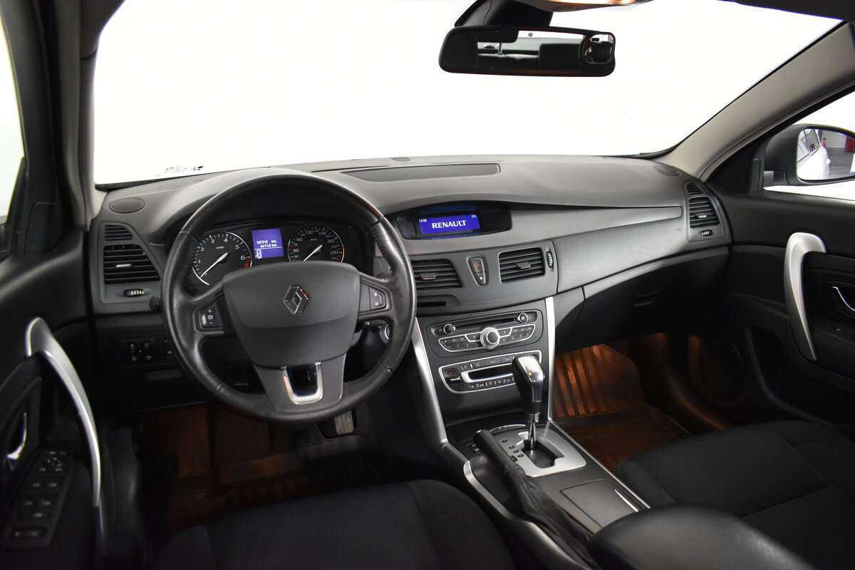 Renault Latitude 2013