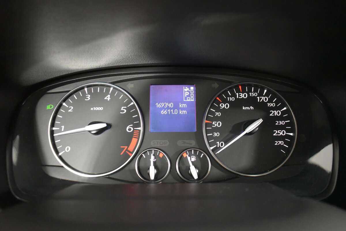 Renault Latitude 2013