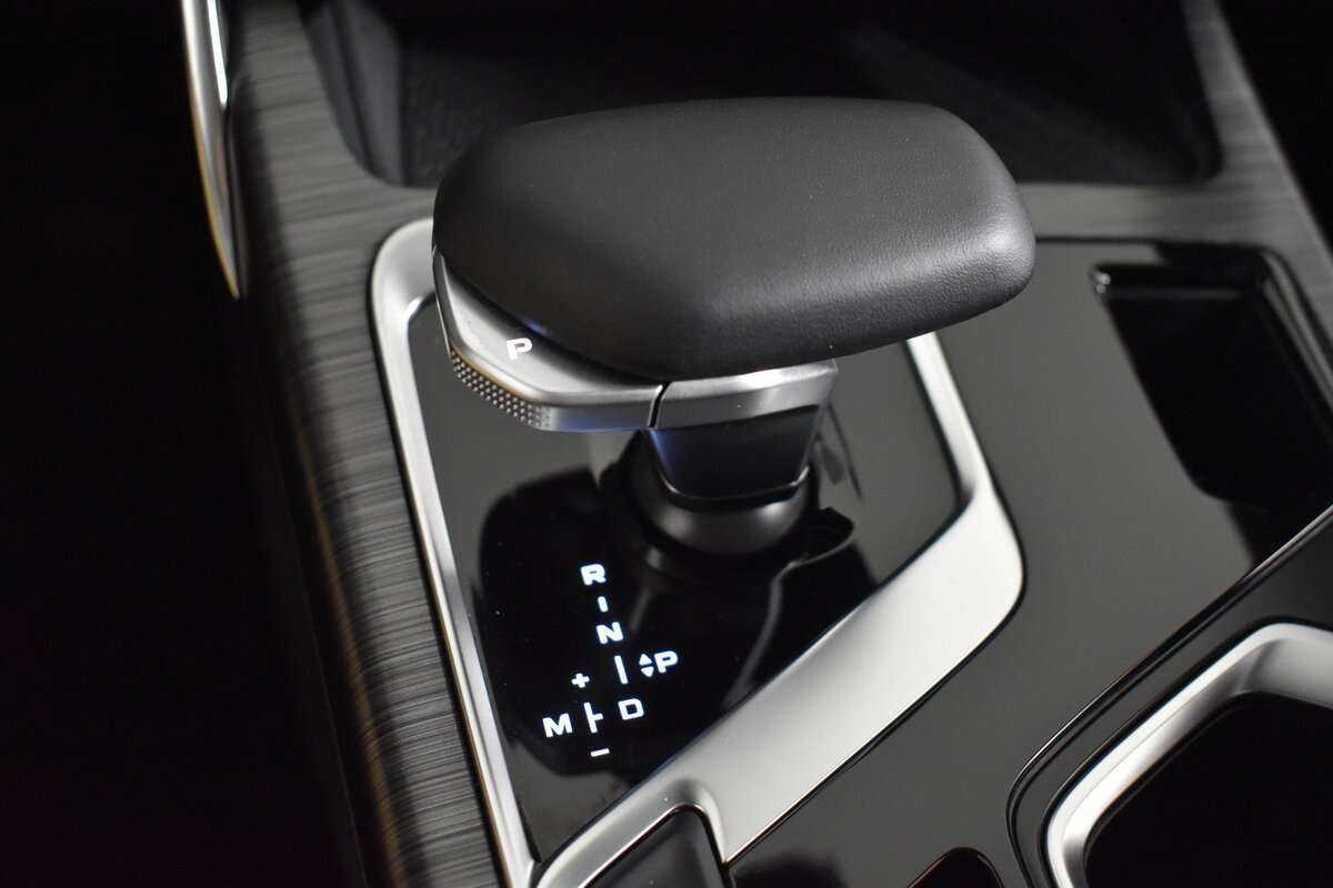Geely Tugella 2022