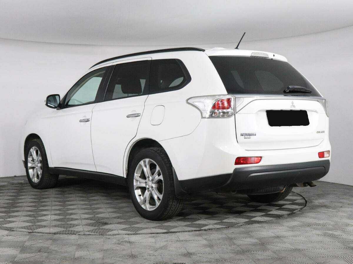 Mitsubishi Outlander 2012