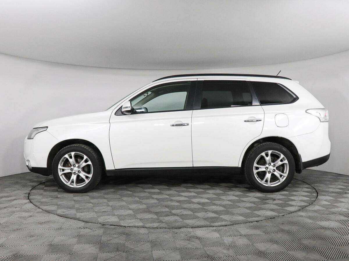 Mitsubishi Outlander 2012