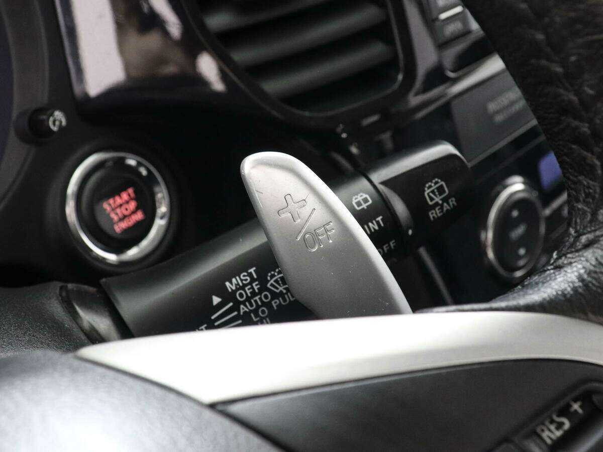 Mitsubishi Outlander 2012