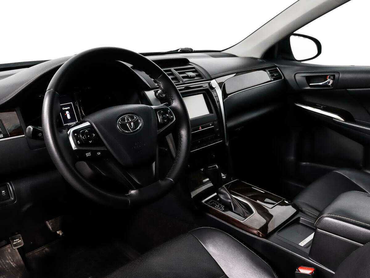 Toyota Camry 2016