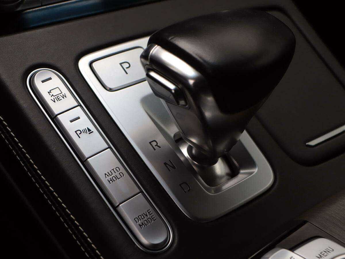 Genesis G90 2019