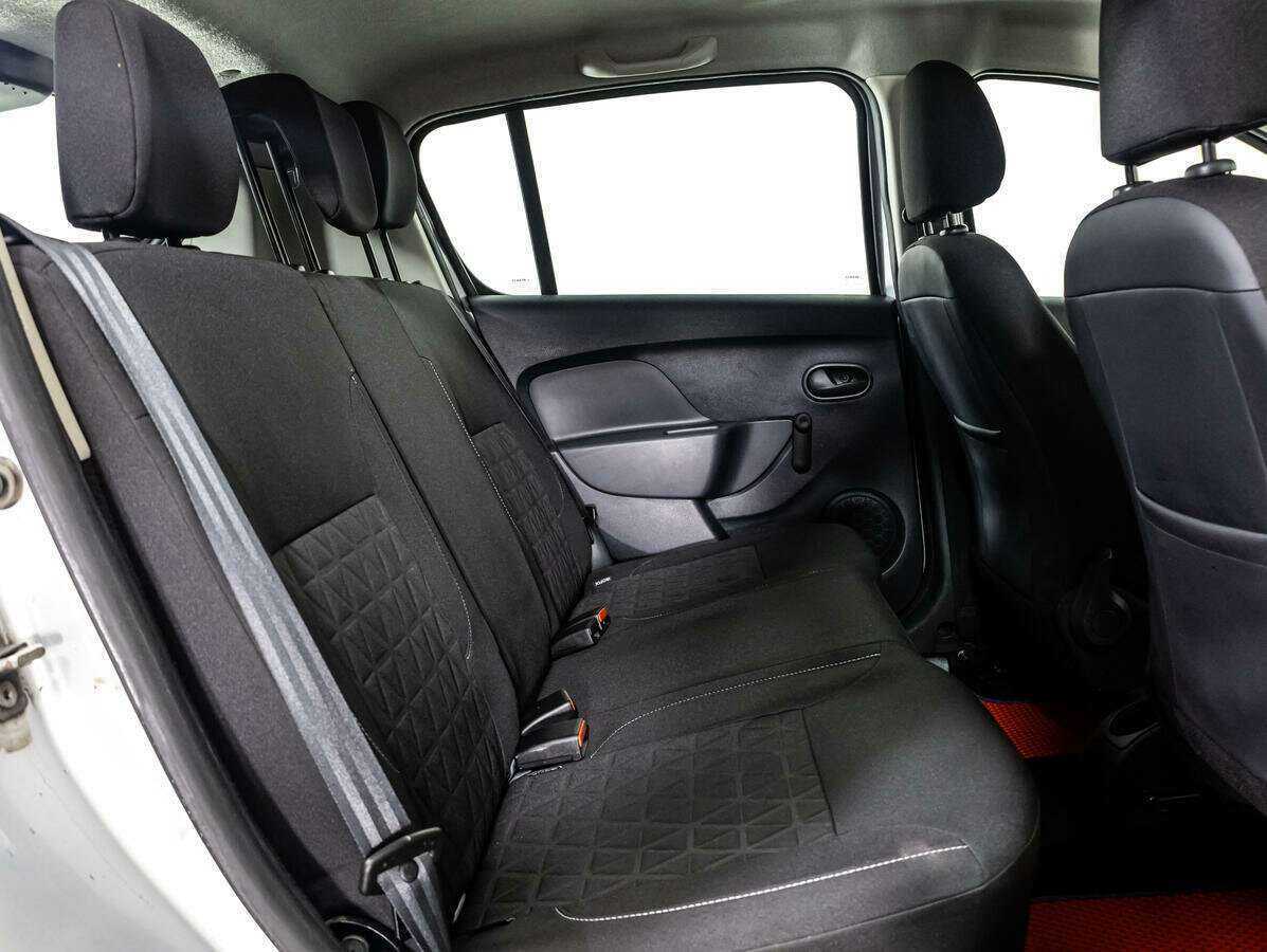 Renault Sandero 2015