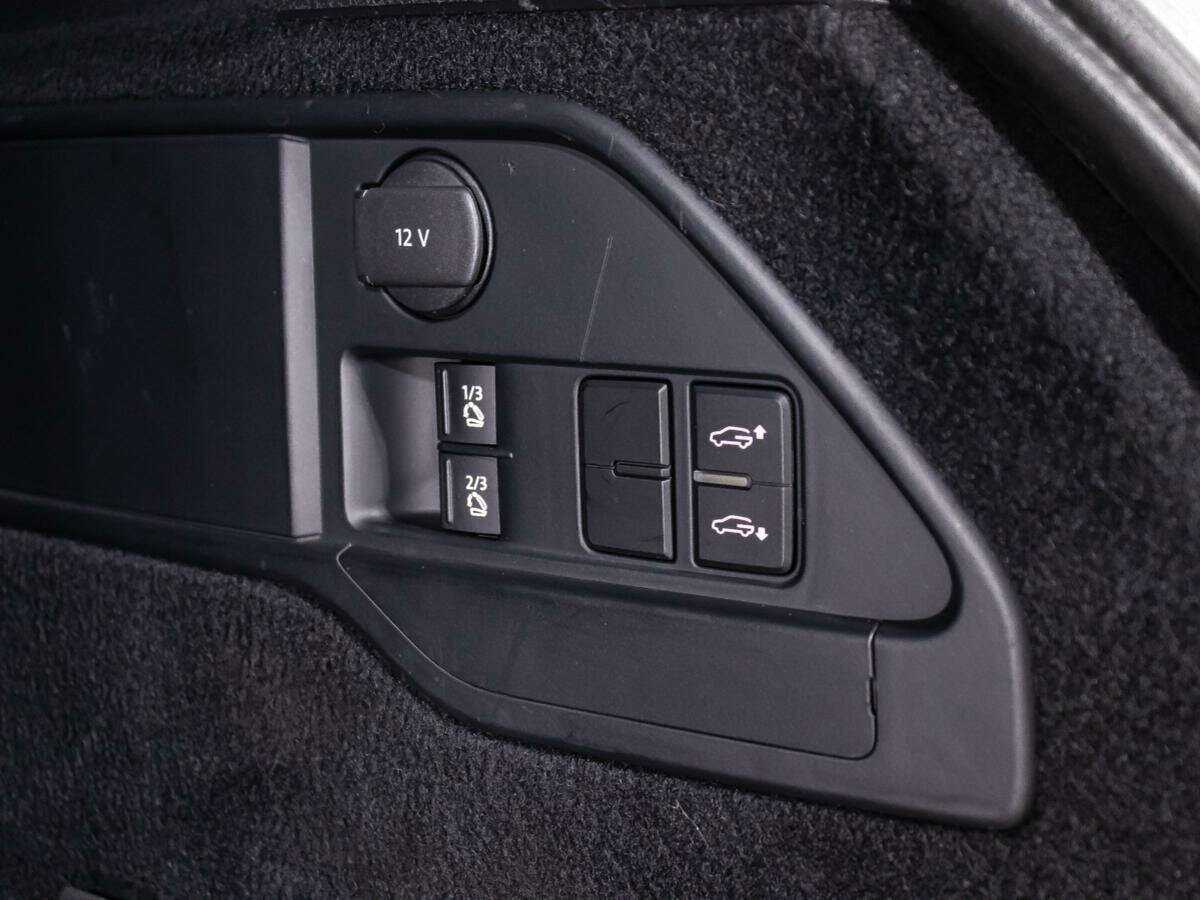 Volkswagen Touareg 2012