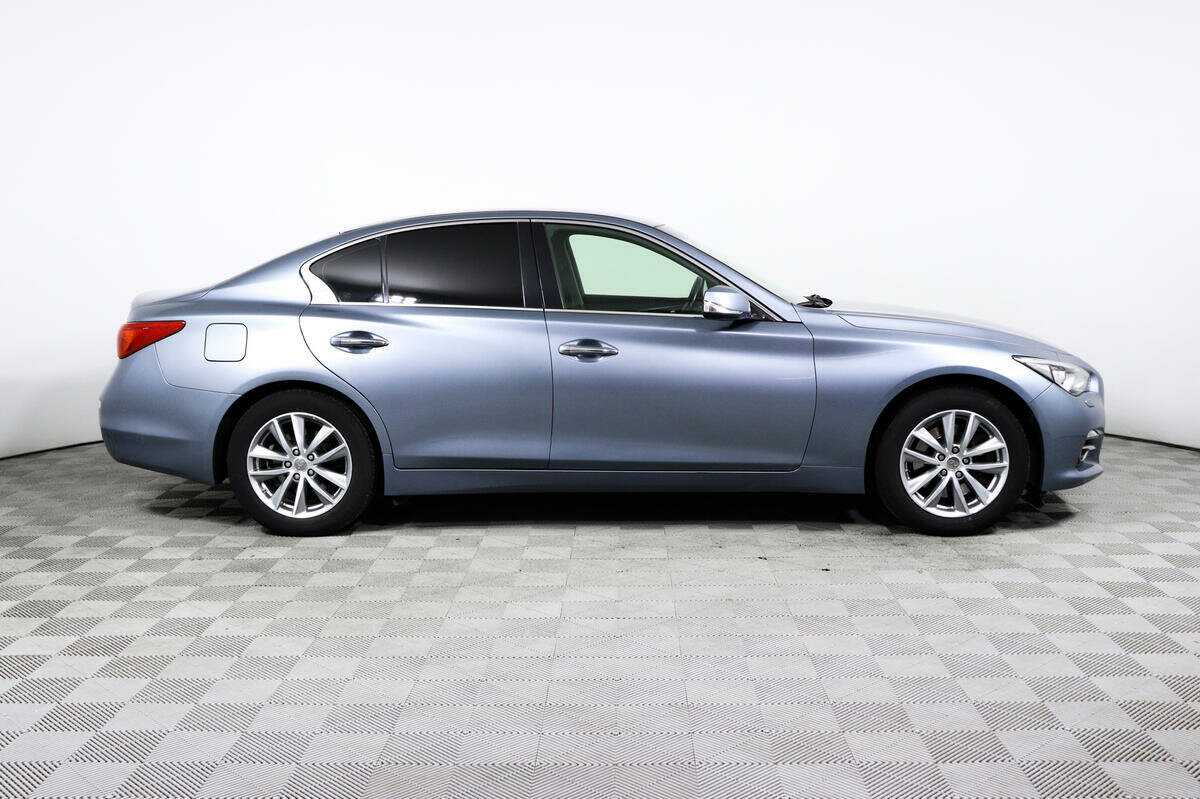 Infiniti Q50