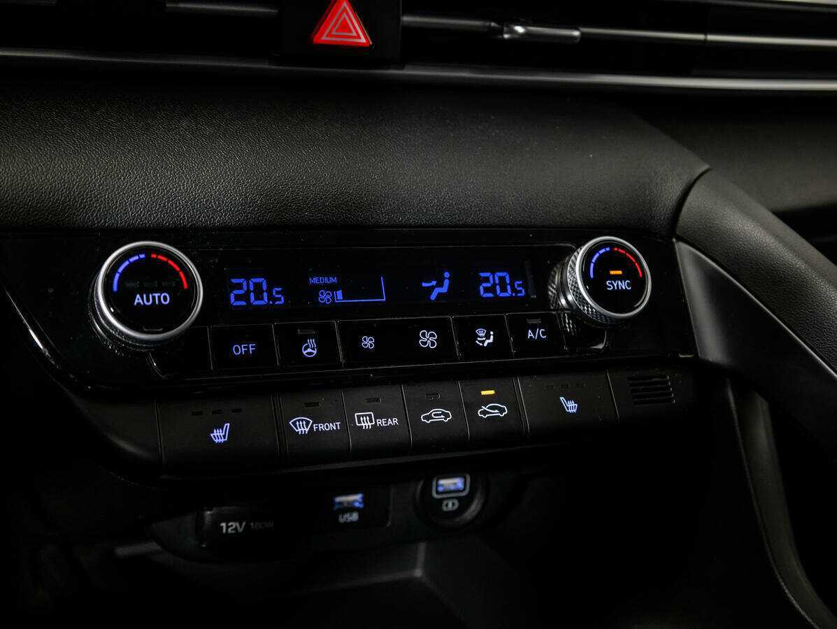 Hyundai Elantra 2020