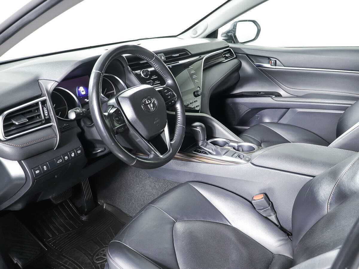Toyota Camry 2018
