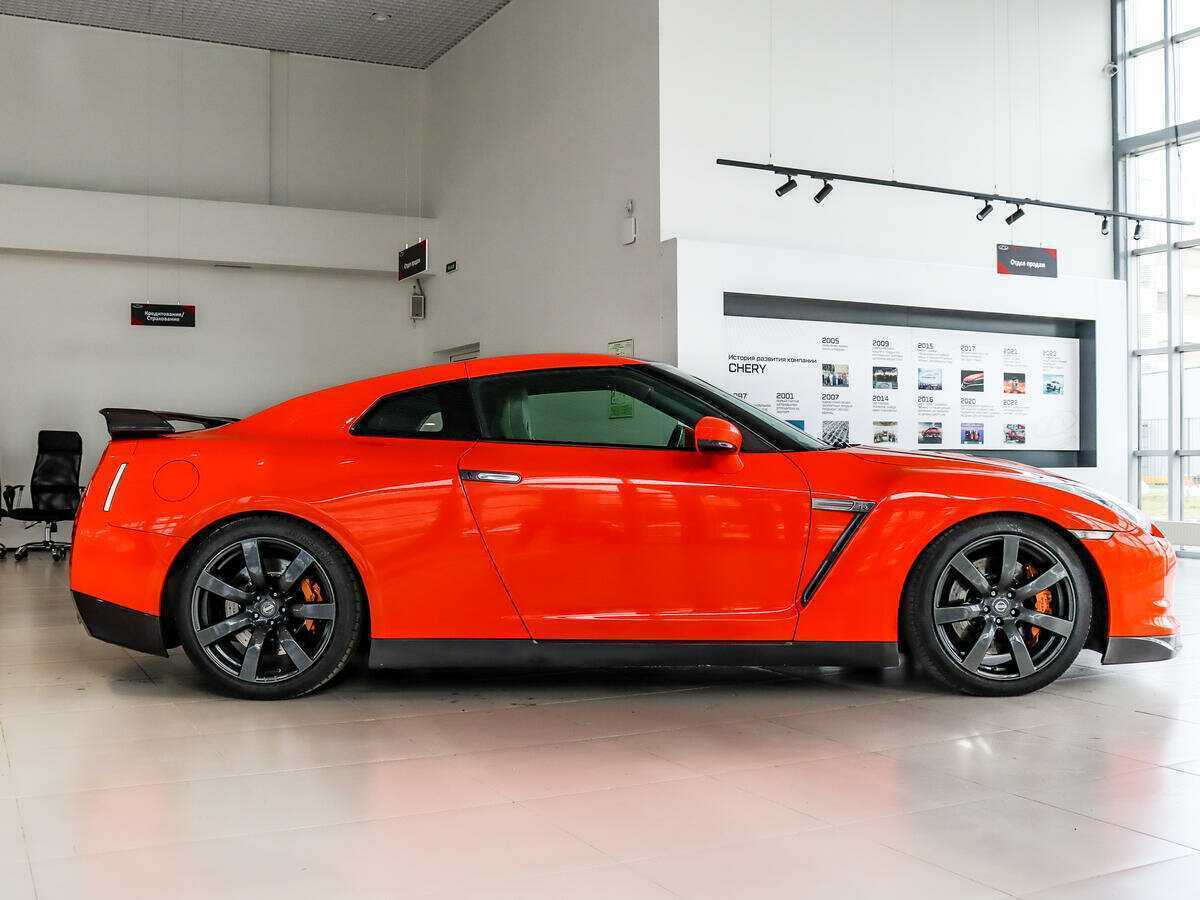 Nissan GT-R