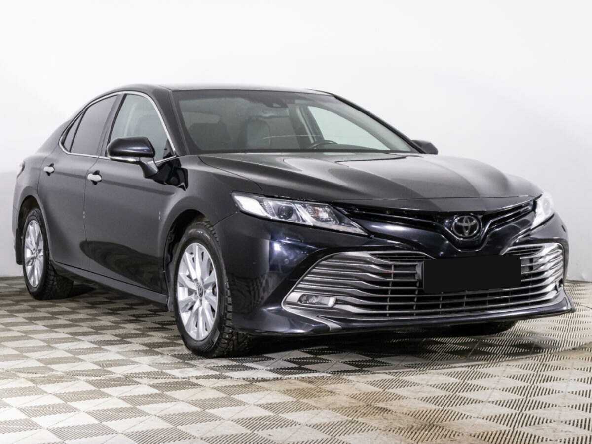 Toyota Camry 2021
