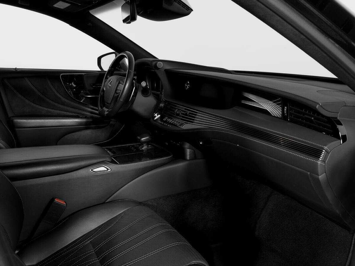 Lexus LS 2018