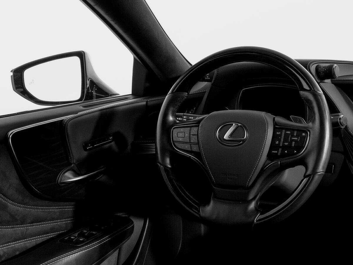 Lexus LS 2018