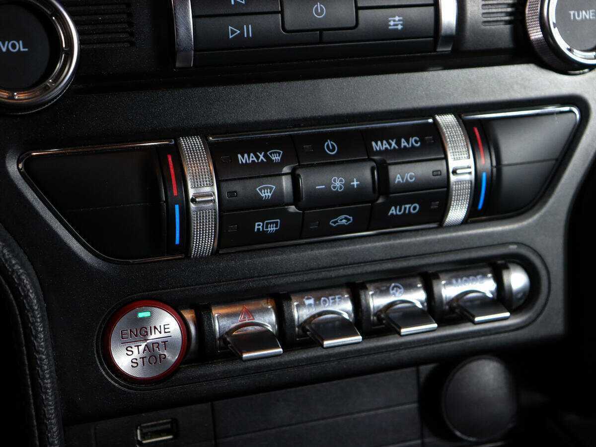 Ford Mustang 2020