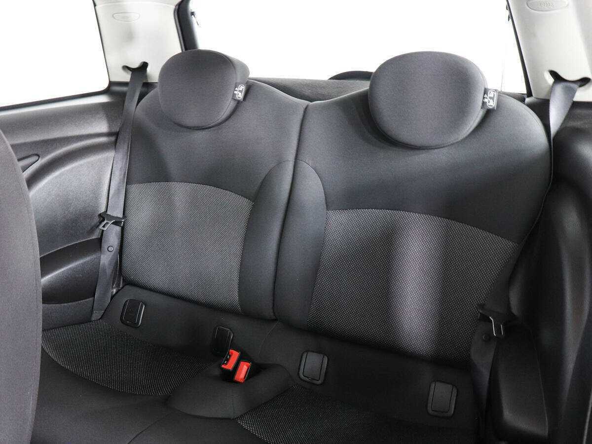 Mini Hatch 2012
