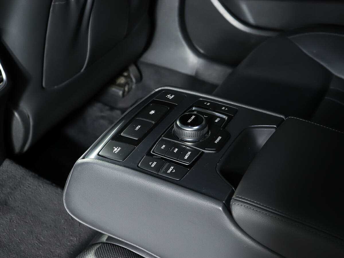 Genesis G80 2017